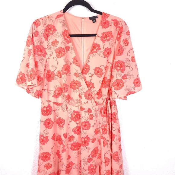 TORRID Georgette Floral Wrap Dress - Picture 4 of 11